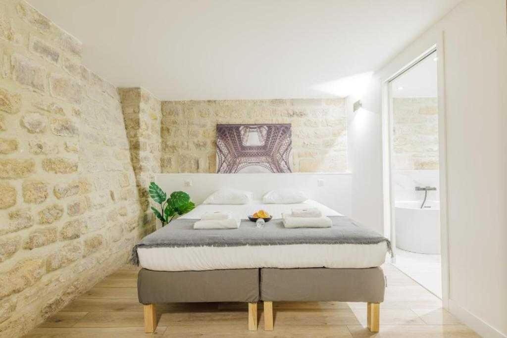 Appartamento Exceptionnel Duplex A Proximite De Montmartre! Parigi